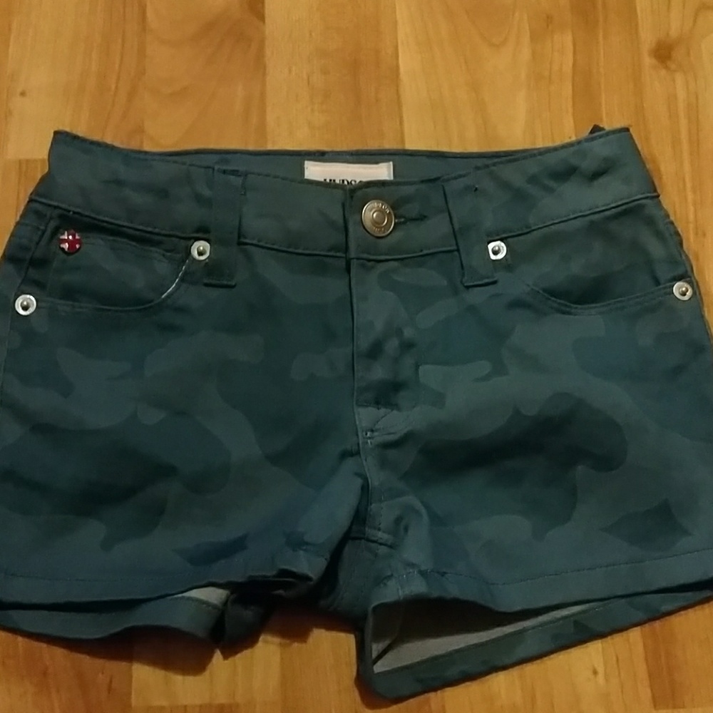 Girls shorts
